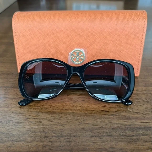 Tory Burch Black Sunglasses with Orange Case Tory Burch Black Sunglasses with Orange Case main image 4